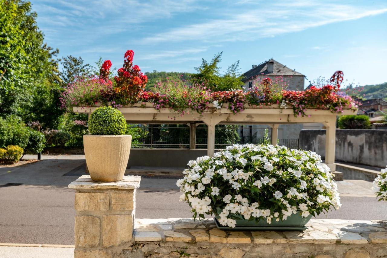 Le Quercy Hotel Souillac Exterior foto